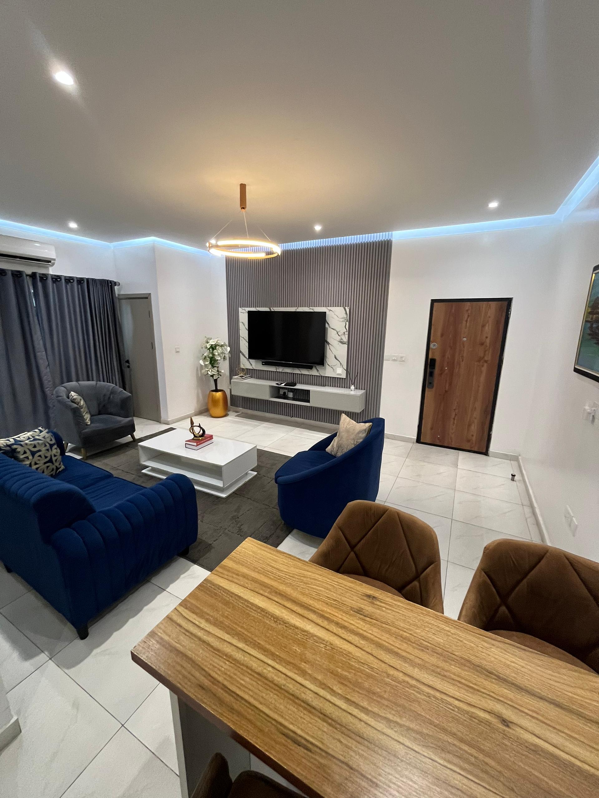 Exquisitely furnished 2 bedroom apartment